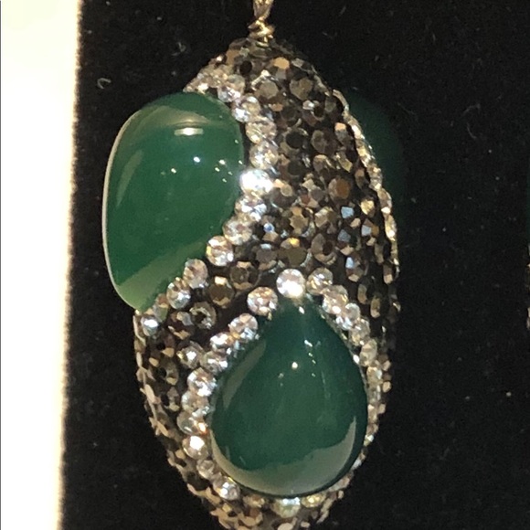 Green Jade, Black Pearl, & Marcasite Earrings - Picture 3 of 5